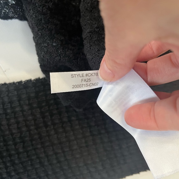 J Crew Scallop Trim Cardigan Top in Black Size XS - Picture 6 of 9